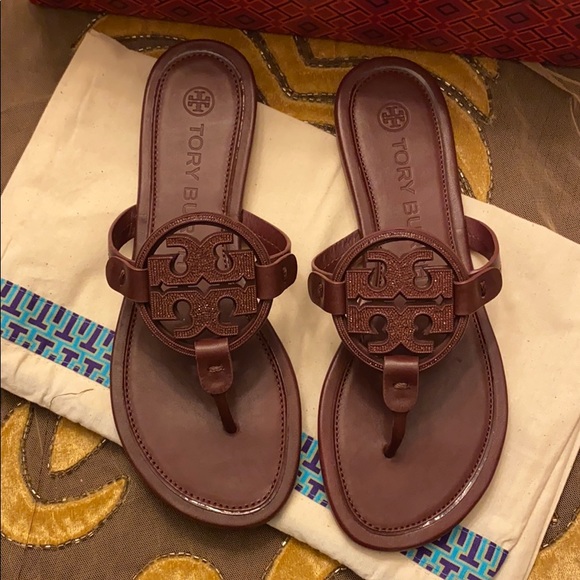 Nwt Tory Burch Miller Embellished Sandal BURGUNDY - Picture 5 of 6